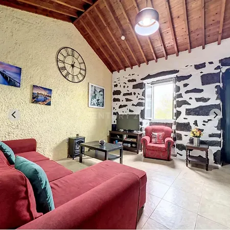 Northeast Azores, Rocha Mar House *