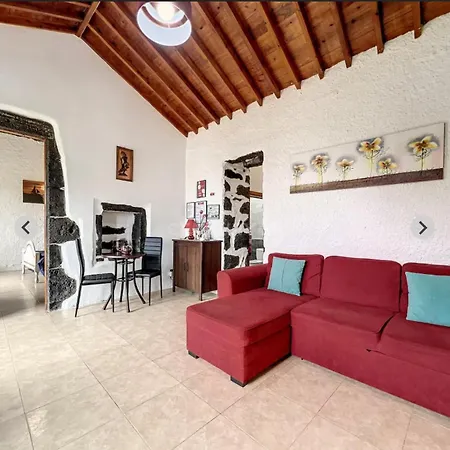 Northeast Azores, Rocha Mar House *