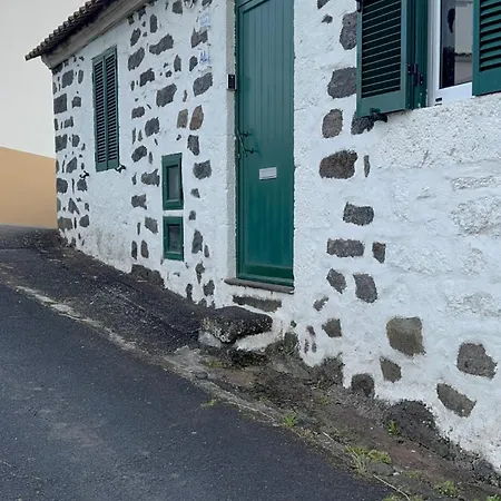Feriehus Northeast Azores, Rocha Mar House *