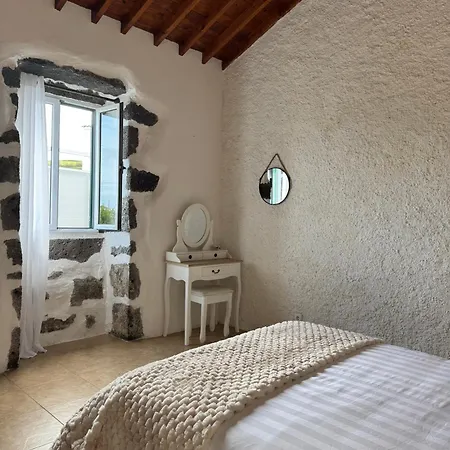 Northeast Azores, Rocha Mar House Nordestinho